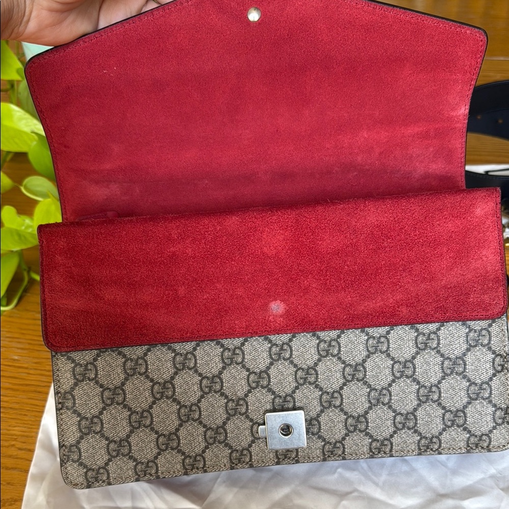 Gucci Women's Red and Gray Bag - Picture 2 of 5